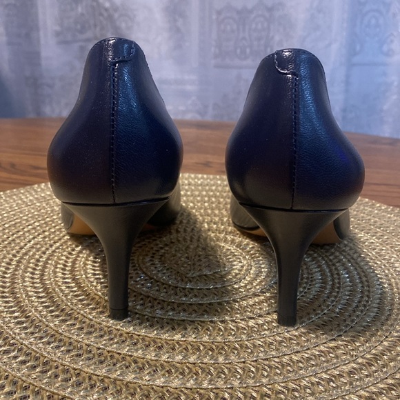 Nine West NWMARGOT Navy Leather Heels - Picture 8 of 8